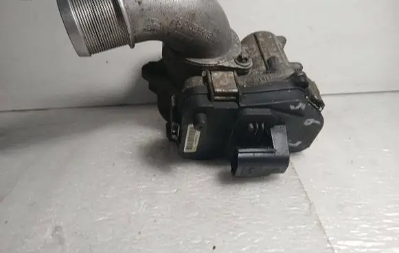 Opel Zafira B Throttle valve 55353003 366028306