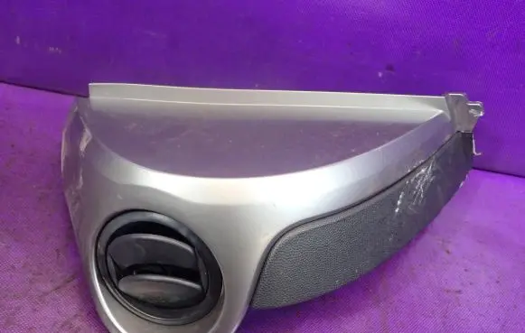 Dashboard air vent grill cover trim