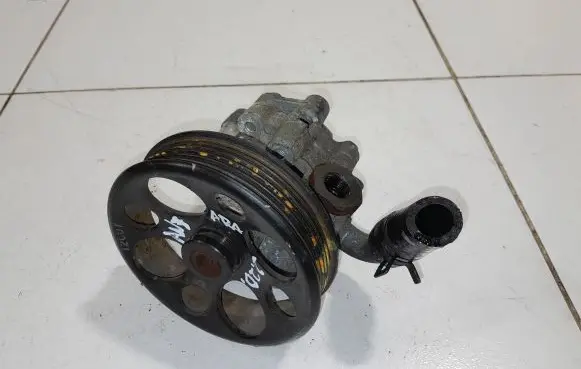 Opel Antara Power steering pump B2E00103 95476164