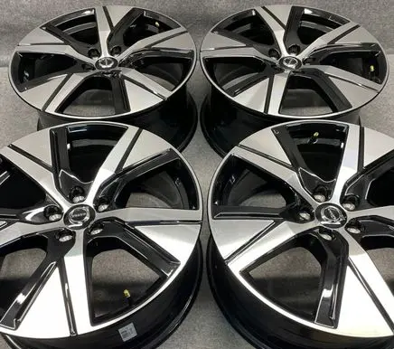 R19 alloy rim
