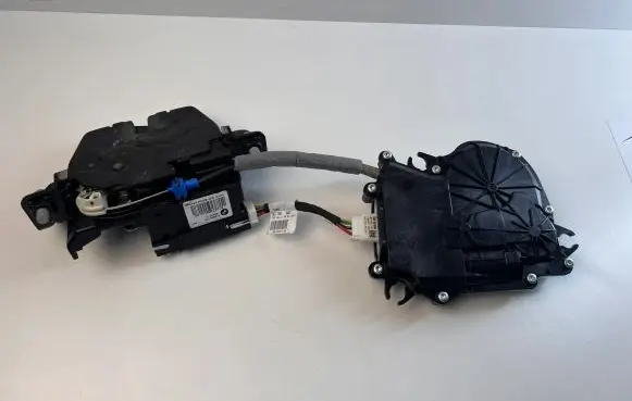 BMW X3 F25 Tailgate/trunk/boot lock/catch/latch 912935 927465