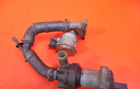 Porsche Cayenne (9PA) Engine coolant pipe/hose
