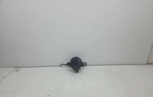 Volvo V70 Horn signal A046522