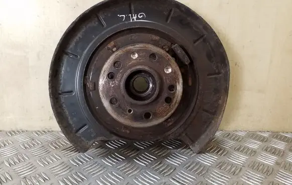 Mercedes-Benz ML W164 Rear wheel hub spindle/knuckle 