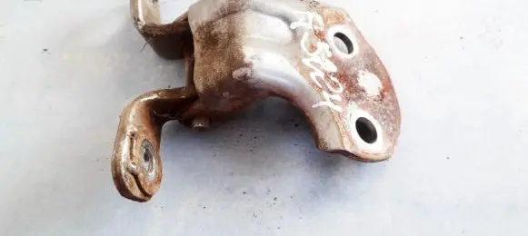 Mazda 626 Rear door lower hinge