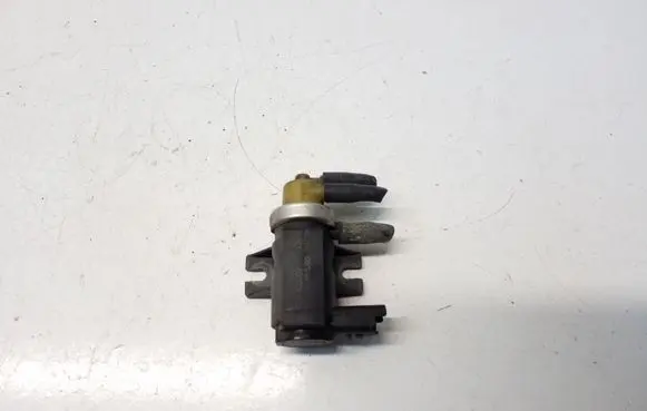 Ford Focus Turbo solenoid valve 70163302 9672875080