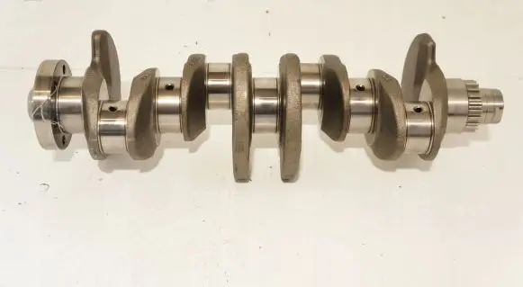 Volkswagen Golf VII Crankshaft 03L