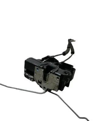 Chevrolet Captiva Front door lock