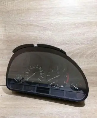 BMW 5 E39 Speedometer (instrument cluster) 6914913 110008735135