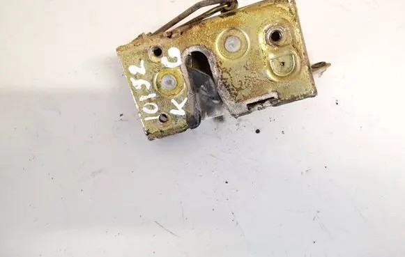 Ford Sierra Rear door lock 86gba26413aa 86gb-a26413-aa