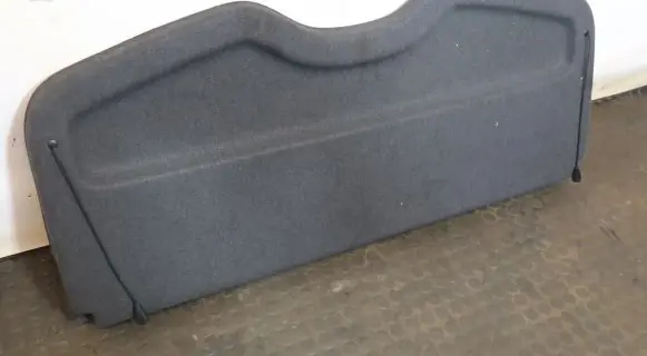 Parcel shelf