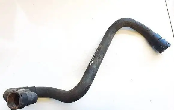 Land Rover Range Rover Evoque L538 Engine coolant pipe/hose 