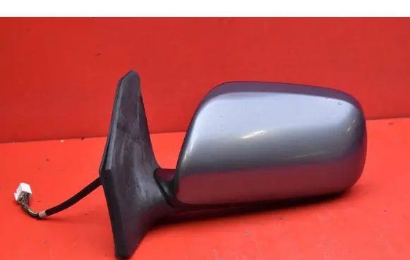 Toyota Avensis Verso Front door electric wing mirror 015829