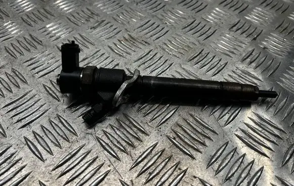 Volvo XC60 Fuel injector 30777526 2409 0445110298