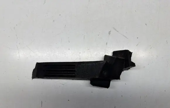 Toyota Corolla E210 E21 Fender foam support/seal 5315302100
