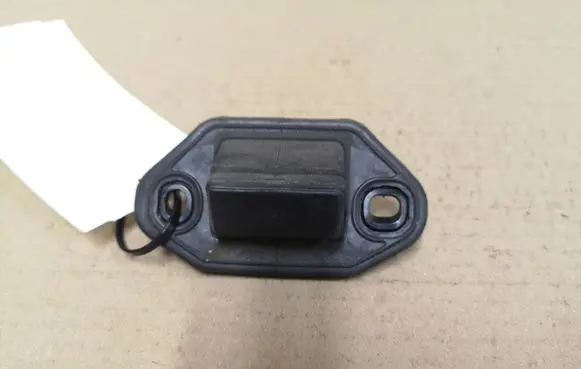 Lexus IS 200-300 Tailgate opening switch 15A987