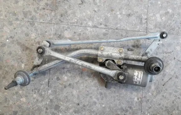 Ford Escort Front wiper linkage 2s6t178571ac