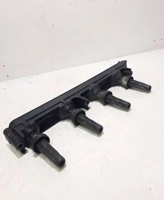 Citroen C4 I High voltage ignition coil 9656695780