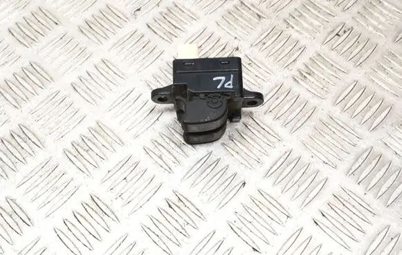 Hyundai Atos Prime Electric window control switch 9357005050 9358005000