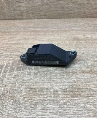 Mercedes-Benz E W211 Airbag deployment crash/impact sensor A0018209326 25571179A4