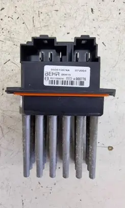 Chrysler Pacifica Heater blower motor/fan resistor 05061587AA