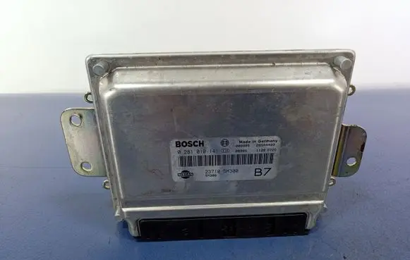 Nissan Almera Tino Engine control unit/module ECU 237105M300