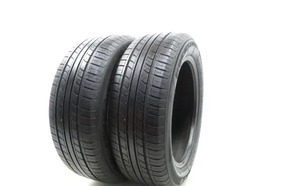 Volkswagen Golf V R16 summer tire 