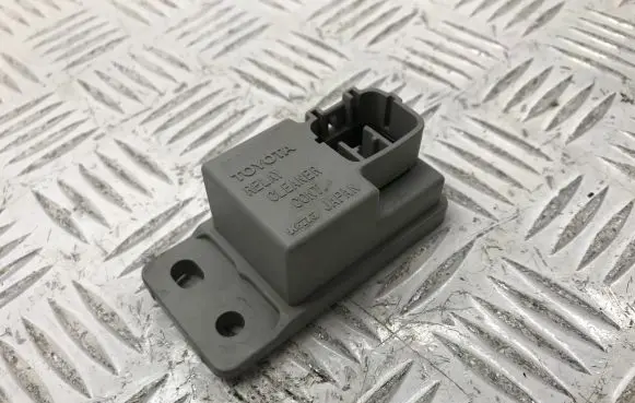 Toyota Avensis T250 Light washer relay 8594202020 8594205030