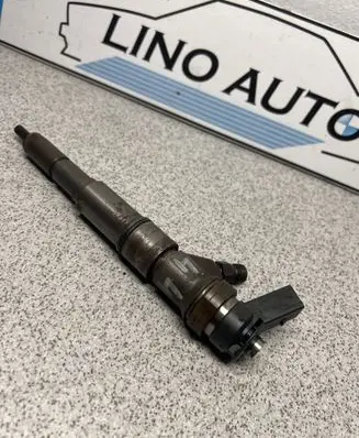 BMW 7 E65 E66 Fuel injector 7789661 0445110131
