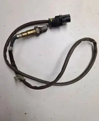 Mercedes-Benz C AMG W205 Lambda probe sensor 0015423400 7161163