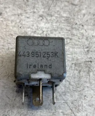Audi A6 S6 C5 4B Other relay 443951253k