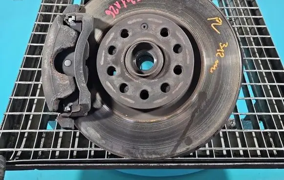 Volkswagen PASSAT B8 Front wheel hub spindle knuckle IMPRK1531126
