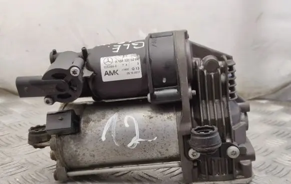 Mercedes-Benz GLE (W166 - C292) Air suspension compressor/pump A1663200204