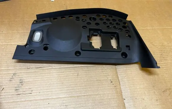 Mercedes-Benz GL X166 Dashboard lower bottom trim panel A1666801608