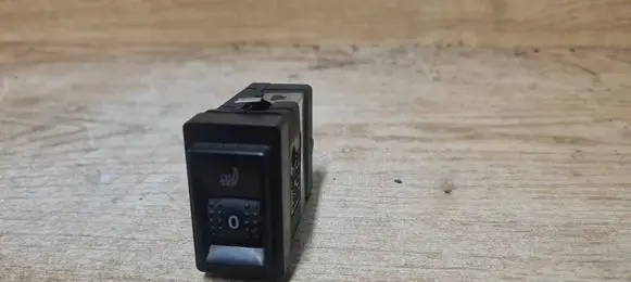 Skoda Superb B5 (3U) Seat heating switch 3U0963563