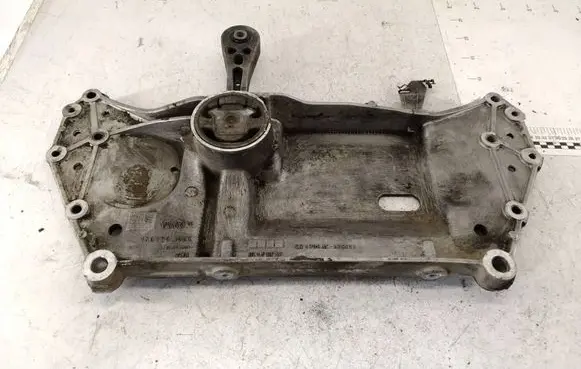 Volkswagen Caddy Front subframe 1K0199369G