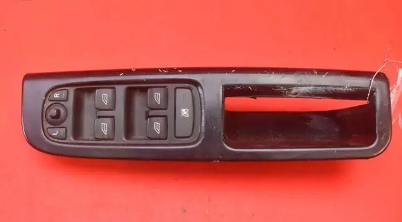 Volvo V50 Electric window control switch 30795081