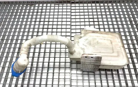 Audi A3 S3 8P Windshield washer fluid reservoir/tank 1K0955453Q