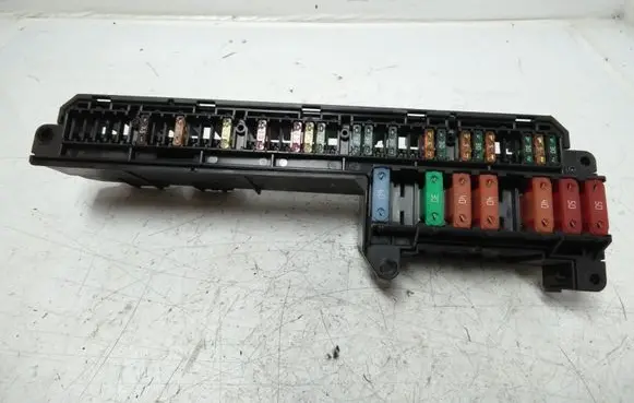 BMW 5 E60 E61 Fuse module 695733001