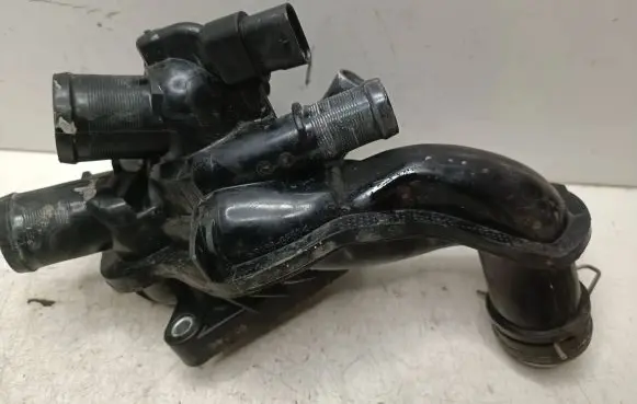 Peugeot 3008 I Thermostat 
