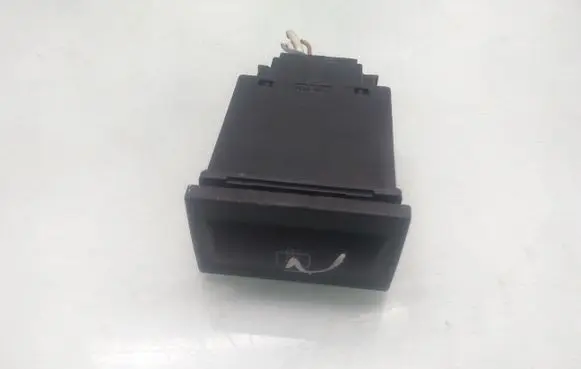 Mitsubishi Galant Windscreen/window heater switch