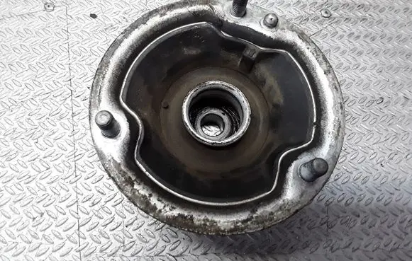 BMW 3 E46 Front upper strut mount 