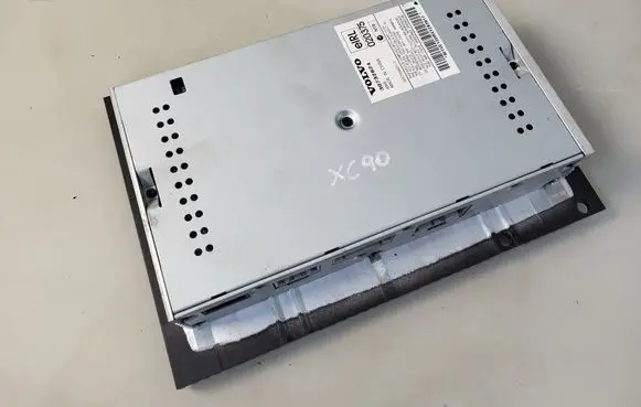 Volvo XC90 Sound amplifier 30732824