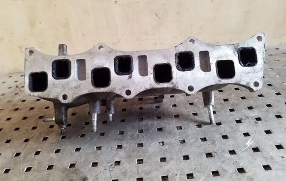 Honda CR-V Intake manifold