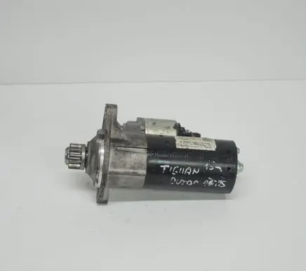 Volkswagen Sharan Starter motor 02E911024C