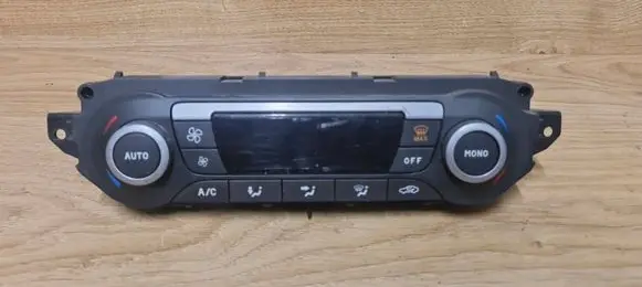 Ford Focus Climate control unit 7M5T18C612AC