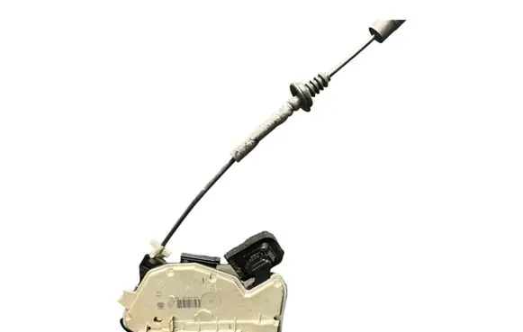 Seat Toledo IV (NH) Front door lock 5E2837015