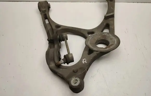 Mercedes-Benz ML W164 Rear upper control arm/wishbone A1643502006