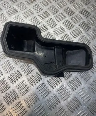 Audi A6 S6 C5 4B Headlight/headlamp dust cover 14846800 14846801