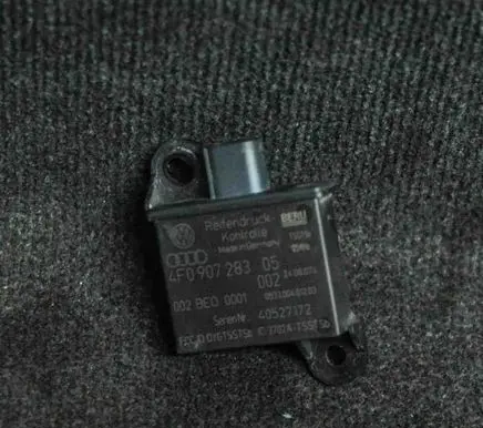 Audi RS6 C6 Tire pressure sensor 4F0907283